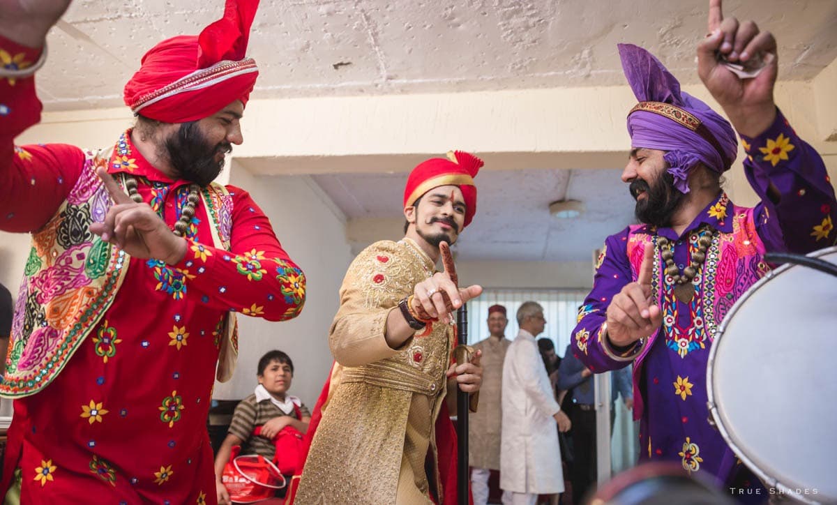 Best Wedding Photographers - Photo 31