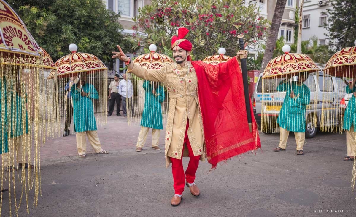 Best Wedding Photographers - Photo 32