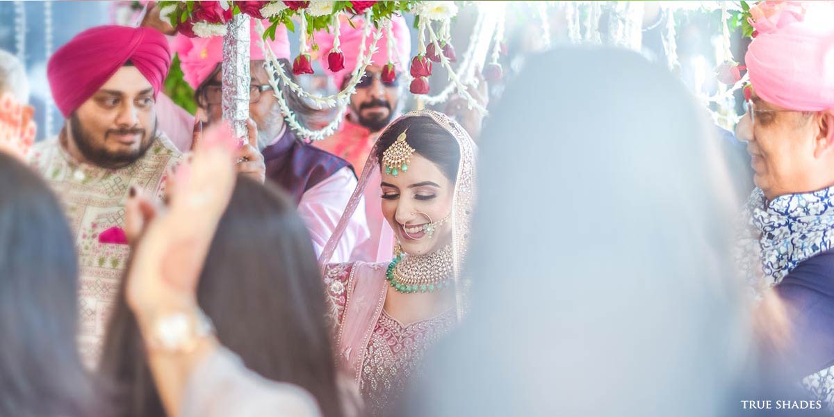 How to choose the right wedding photographer